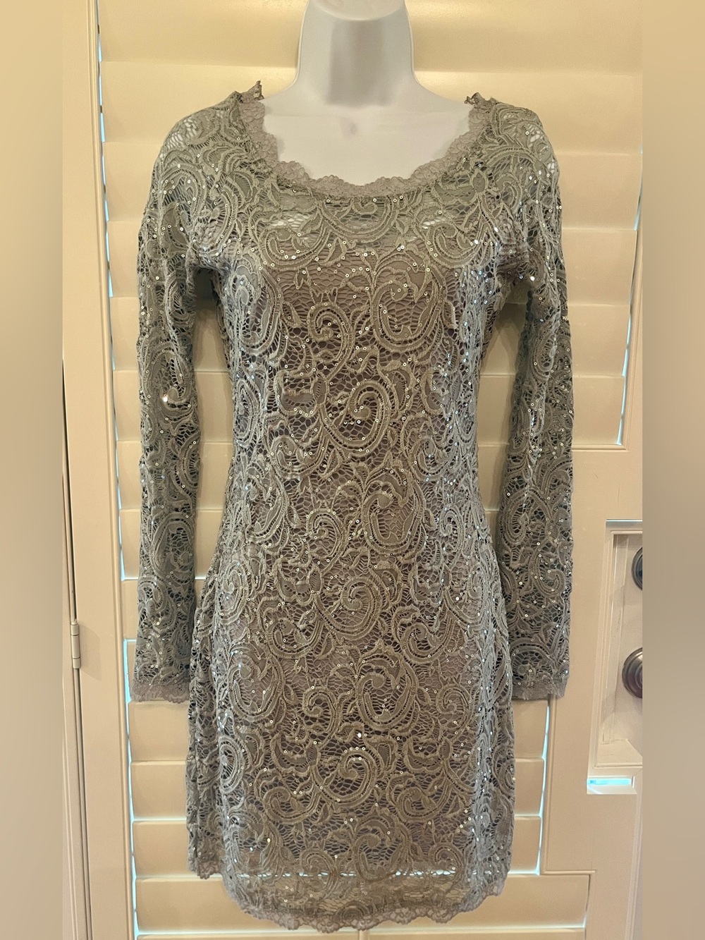 Sequin Hearts Gray Lace Sequin Long-Sleeve Sheath Dress